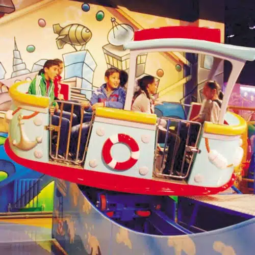 Bateau Twister pour parc d'attractions